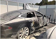 TESLA_MOTORS_SPONTANEOUS_COMBUSTION1_ELON_MUSK_CORRUPTION.png